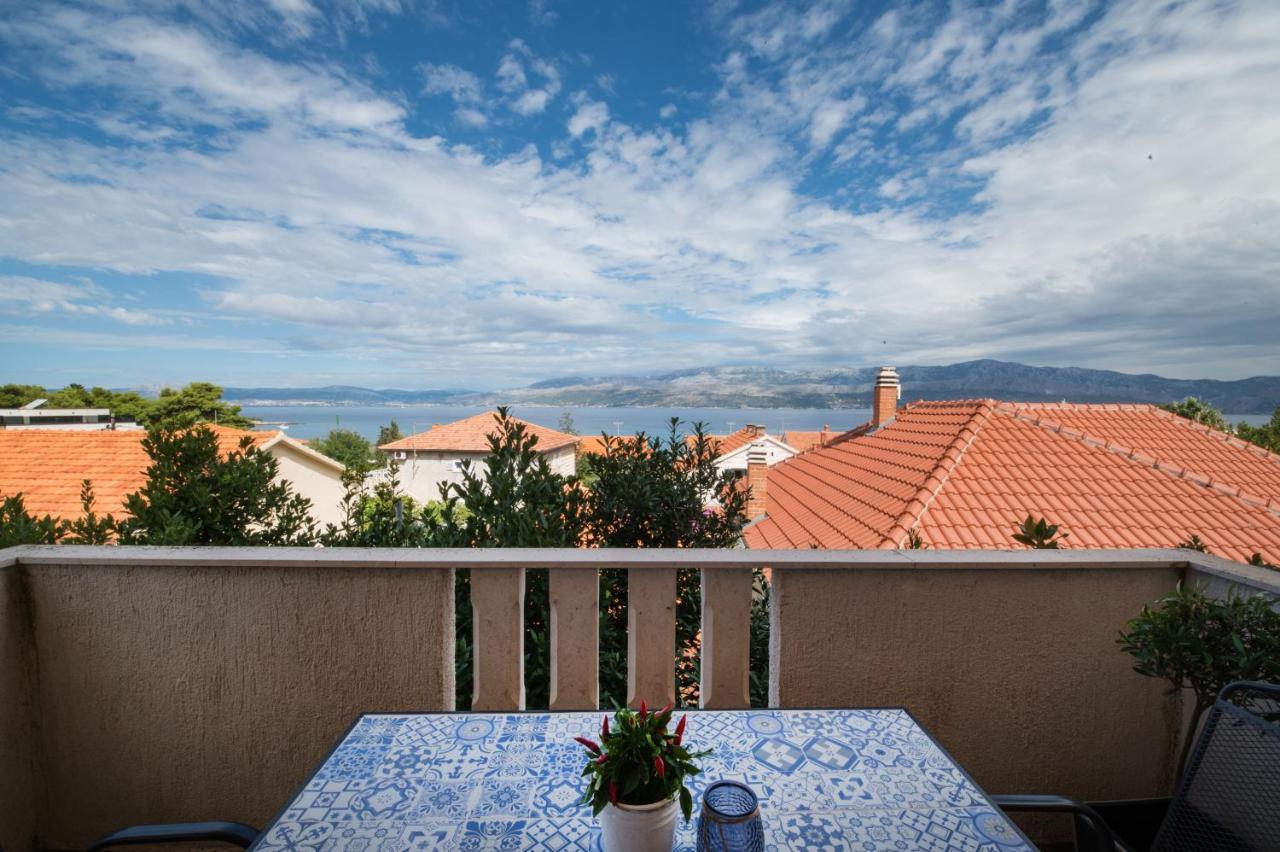 Apartman Mediterraneo Супетар Екстериор снимка