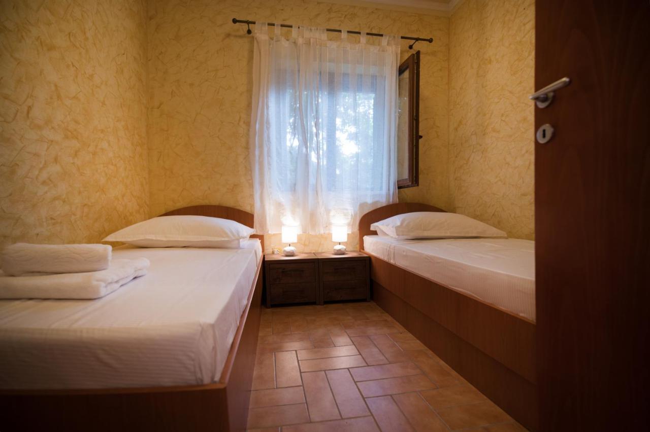 Apartman Mediterraneo Супетар Екстериор снимка